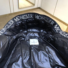 Load image into Gallery viewer, CLTH067  90%Feather
