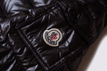 Load image into Gallery viewer, CLTH068  90%Feather
