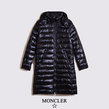 Load image into Gallery viewer, CLTH068  90%Feather
