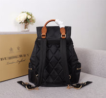 Load image into Gallery viewer, BUR030 S:8.7x5.5x13inch   L:16.5x11x5.9inch
