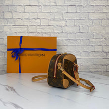 Load image into Gallery viewer, LB258   8.3x6.3x2.8inch
