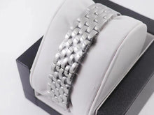 Load image into Gallery viewer, WC034 S:22x20mm M:27x37mm
