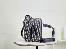 Load image into Gallery viewer, DR084 6.3x8.3x2inch
