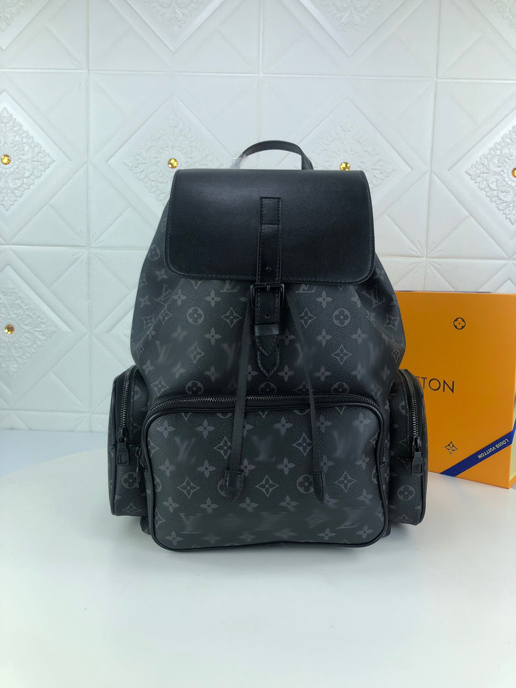 LB291  17.7x13x8.7inch