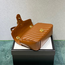 Load image into Gallery viewer, GC182 HIGHEST QUALITY VERSION  Small:8.7x5.1x2.4inch   Medium:10.2x5.9x2.9inch
