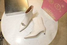 Load image into Gallery viewer, SE230 Size 4-10
