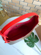 Load image into Gallery viewer, LB298 13.4x15x6.7inch
