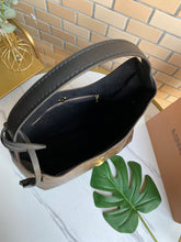 Load image into Gallery viewer, LB300 13.4x15x6.7inch
