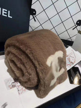 Load image into Gallery viewer, CLTH092  Mink fur 13x90cm
