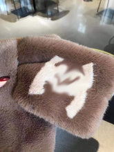 Load image into Gallery viewer, CLTH092  Mink fur 13x90cm
