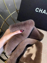 Load image into Gallery viewer, CLTH092  Mink fur 13x90cm
