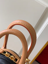 Load image into Gallery viewer, LB306  7.9x4.7x4.7inch
