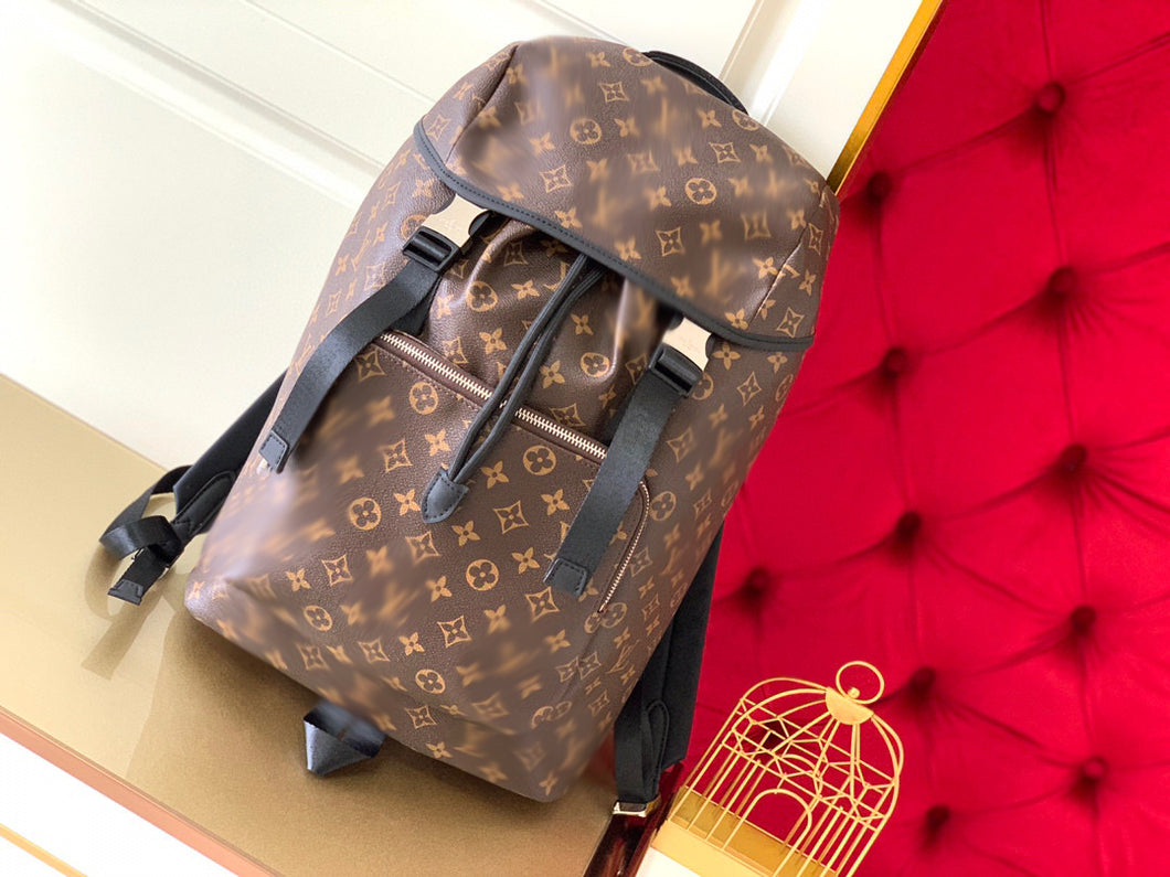 LB307  17x8.7x5.9inch