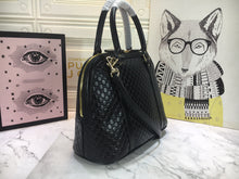 Load image into Gallery viewer, GC198  12.2x9.3x5.9inch
