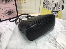 Load image into Gallery viewer, GC198  12.2x9.3x5.9inch
