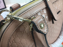 Load image into Gallery viewer, GC200 12.2x9.3x5.9inch
