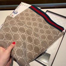 Load image into Gallery viewer, CLTH096 Wool and cotton 30x190cm
