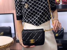 Load image into Gallery viewer, CC230  S:6.7x5.5x2.8inch M:8.3x6x2.8inch
