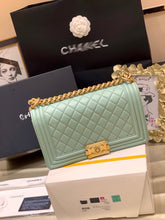 Load image into Gallery viewer, CC252 HIGHEST QUALITY VERSION S:7.9x3.9inch   M:9.8x5.5x3.5inch
