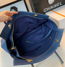 Load image into Gallery viewer, CC260 HIGHEST QUALITY VERSION 17.3x14.6x4.7inch
