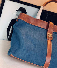 Load image into Gallery viewer, CC261 HIGHEST QUALITY VERSION 17.3x14.6x4.7inch
