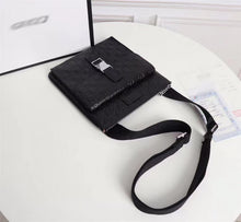 Load image into Gallery viewer, GC215   9.5x9x1.2inch
