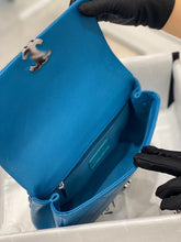 Load image into Gallery viewer, CC272 HIGHEST QUALITY VERSION S:7.9x4.7x2inch   M:9.5x6.7x2.4inch
