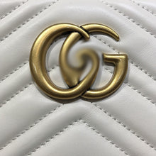 Load image into Gallery viewer, GC218 HIGHEST QUALITY VERSION 7.1x4.7x2.4(small)  9.4x5.1x2.8(medium)
