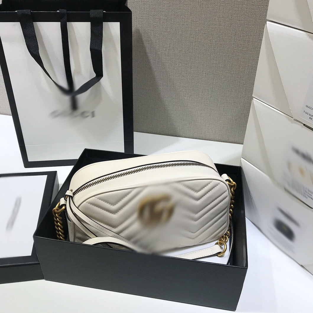 GC218 HIGHEST QUALITY VERSION 7.1x4.7x2.4(small)  9.4x5.1x2.8(medium)