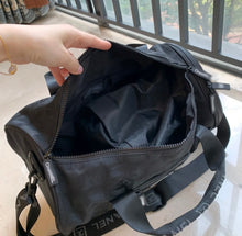 Load image into Gallery viewer, CC274 15.7x8.3x8.3inch
