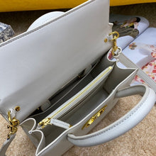 Load image into Gallery viewer, DR121  9.8x7.5x4.7inch
