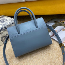 Load image into Gallery viewer, DR122 9.8x7.5x4.7inch
