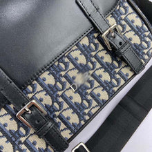 Load image into Gallery viewer, DR127  10.6x7.5x2.8inch
