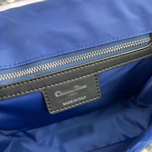 Load image into Gallery viewer, DR127  10.6x7.5x2.8inch
