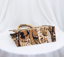 Load image into Gallery viewer, DR133 HIGHEST QUALITY VERSION L:16.3x13.8x7.1inch
