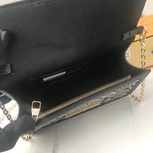 Load image into Gallery viewer, LB353  7.3x4.7x2inch
