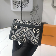 Load image into Gallery viewer, LB354   4.7x3.7x1.4inch
