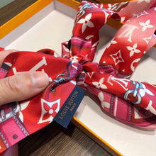 Load image into Gallery viewer, CLTH126
