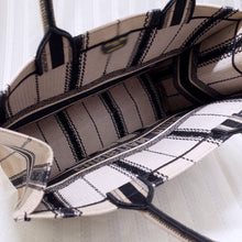 Load image into Gallery viewer, DR136 HIGHEST QUALITY VERSION S:14.4x11x6.9inch   L:16.3x13.8x7.1inch
