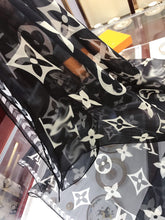 Load image into Gallery viewer, CLTH149 100% silk 200x110cm
