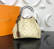 Load image into Gallery viewer, LB372 S:9.1x8.3x5.1inch M:18x11.6x6.7inch
