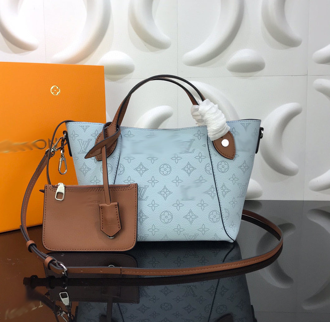 LB376   S:9.1x8.3x5.1inch     M:18x11.6x6.7inch