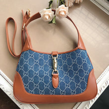 Load image into Gallery viewer, GC231   Mini:7.5x5.1x1.2inch   Small:11x7.5x2inch
