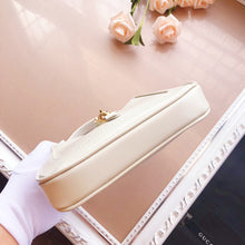 Load image into Gallery viewer, GC250   Mini: 7.5x5.1x1.2inch	  Small:9.8x7.1x3.2inch
