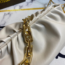 Load image into Gallery viewer, BV005  12.2x4.7x6.3inch
