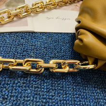 Load image into Gallery viewer, BV009   8.7x3.9x2.4inch
