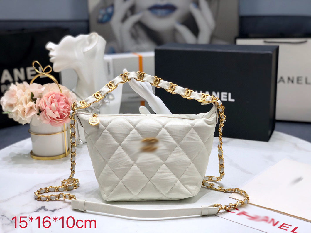 CC331  5.9x6.3x3.9inch