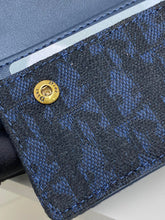 Load image into Gallery viewer, DR152  4.3x3x1inch
