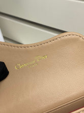 Load image into Gallery viewer, DR157  4.3x3x1inch
