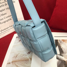 Load image into Gallery viewer, BV013  10.2x3.1x7.1inch
